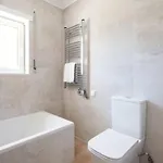 Beautiful Newly Renovated In 2024 On Portuguese Amoreira (Leiria)