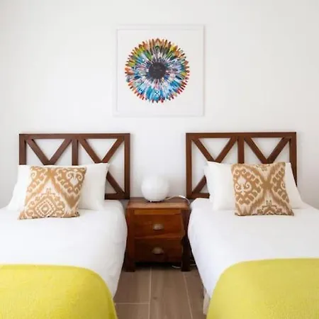 Beautiful Newly Renovated In 2024 On Portuguese Vila Amoreira (Leiria)