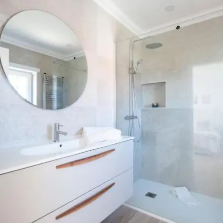 Vila Beautiful Newly Renovated In 2024 On Portuguese *