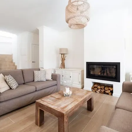 Vila Beautiful Newly Renovated In 2024 On Portuguese Amoreira (Leiria)
