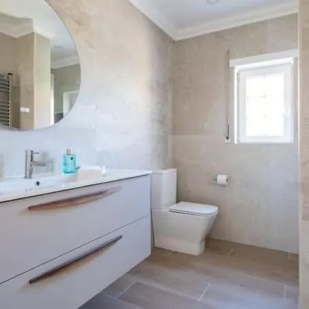 Vila Beautiful Newly Renovated In 2024 On Portuguese Amoreira (Leiria)