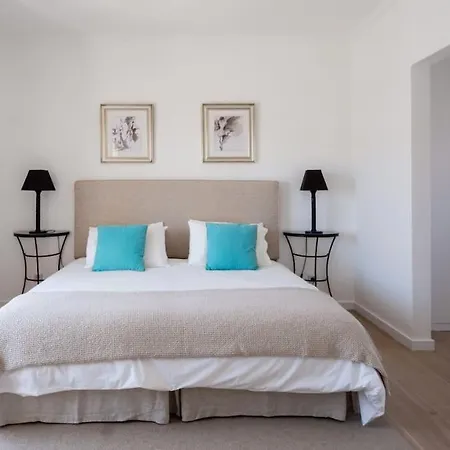 Beautiful Newly Renovated In 2024 On Portuguese Vila Amoreira (Leiria)