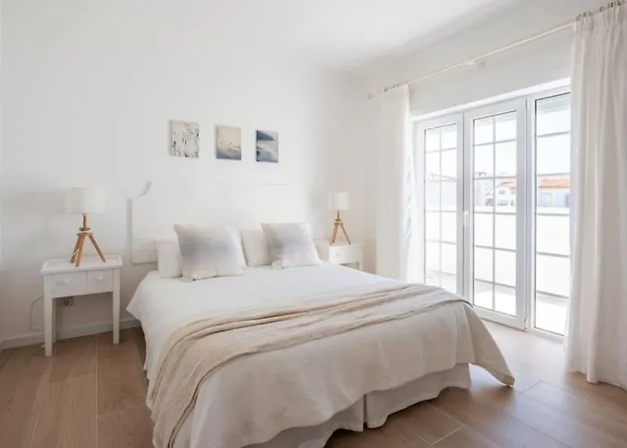 Beautiful Newly Renovated In 2024 On Portuguese * Amoreira (Leiria)