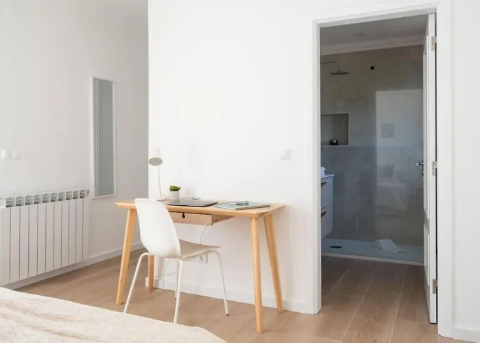 Beautiful Newly Renovated In 2024 On Portuguese Villa Amoreira (Leiria)